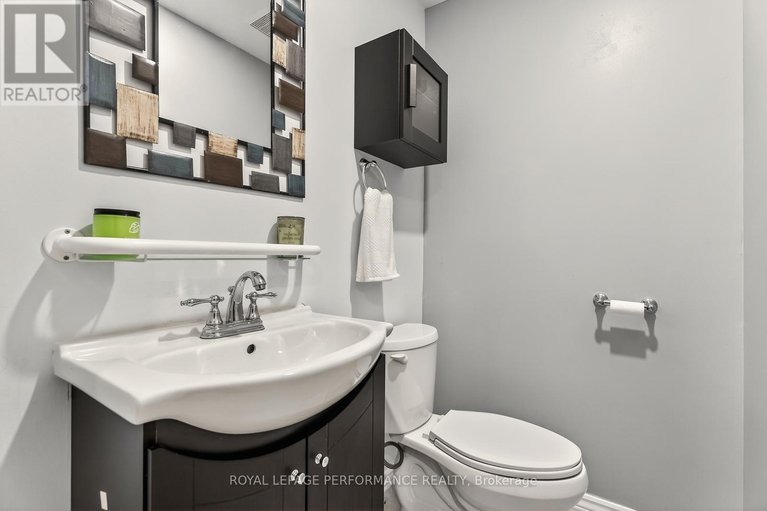 29572536/1820-mccallum-drive/fallingbrookgardenway-south/ottawa/ontario/K4A3T7_37