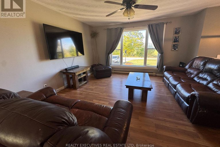 28874720/166-best-road-ne/drummondnorth-elmsley-north-elmsley-twp/drummondnorth-elmsley/ontario/K7A4S4_23