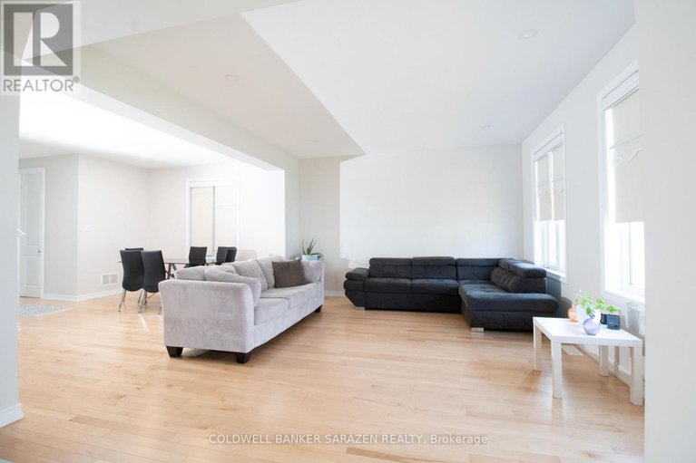 28909452/213-meynell-road/goulbourn-twp-from-franktown-rdsouth-to-rideau/ottawa/ontario/K0A2Z0_7