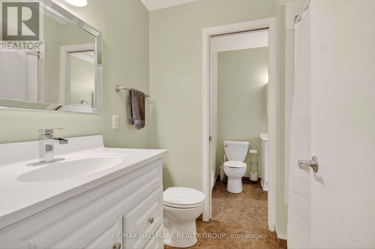 29430893/23-1821-walkley-road/urbandale-acres/ottawa/ontario/K1H6X9_20