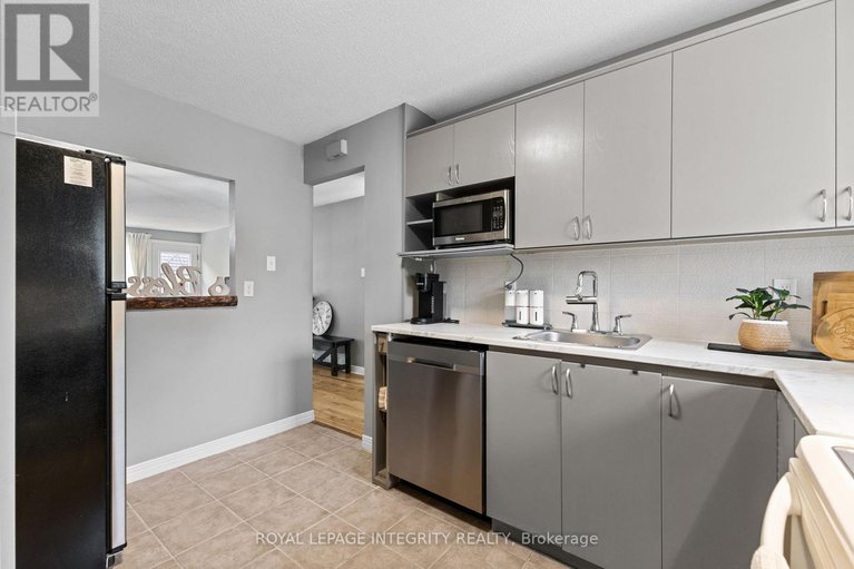 28535502/316-woodfield-drive/tanglewood/ottawa/ontario/K2G3W9_6