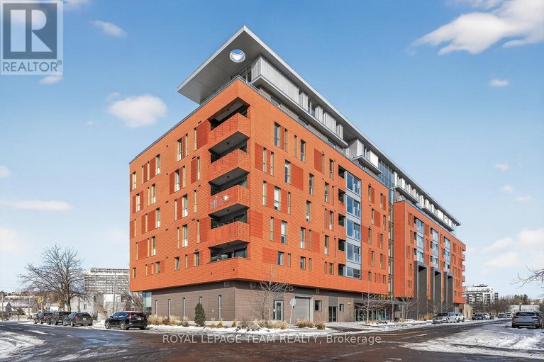 29177023/608-135-barrette-street/vanier/ottawa/ontario/K1L7Z9_1