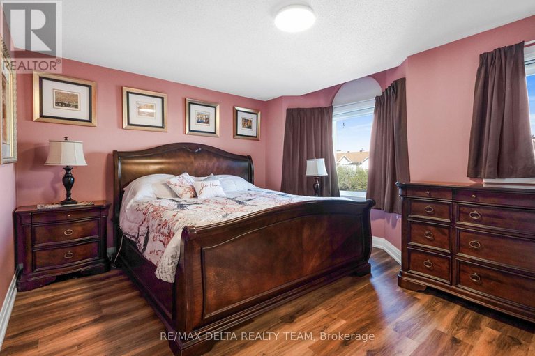 29118051/18-longshire-circle/longfields/ottawa/ontario/K2J4K7_23