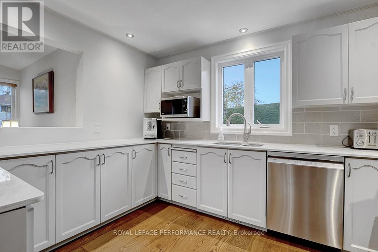 29434001/32-parklands-avenue/village-of-russell/russell/ontario/K4R1A2_19