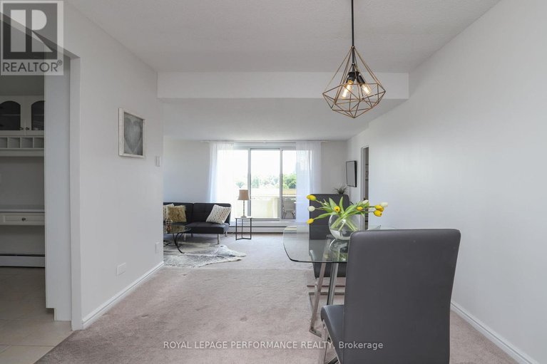 28505384/1002-1171-ambleside-drive/woodroffe/ottawa/ontario/K2B8G6_9