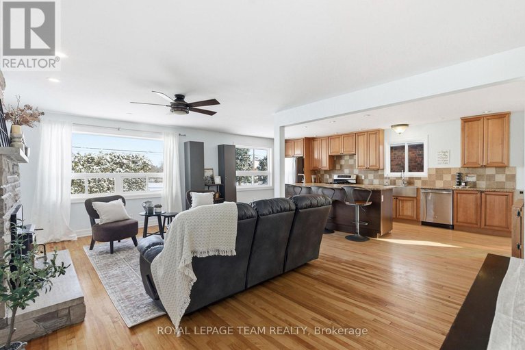 29268491/3246-elizabeth-street/osgoode/ottawa/ontario/K0A2W0_18