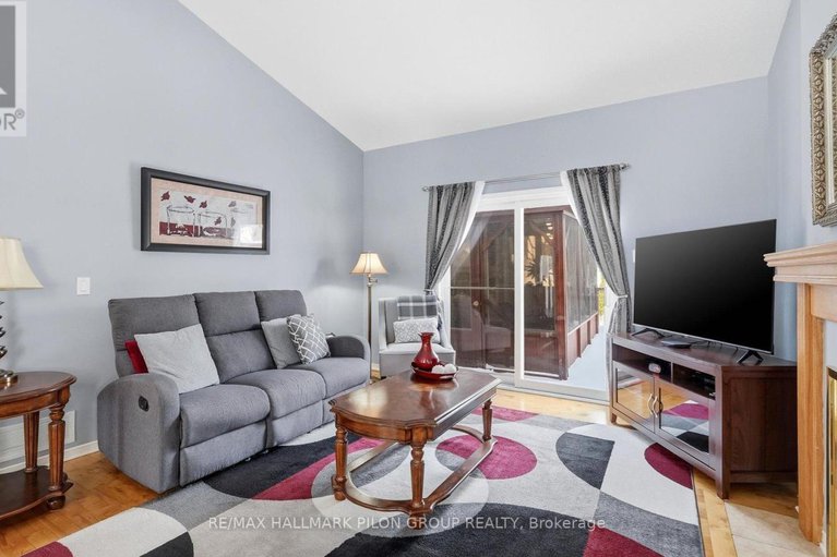 29367995/303-rustic-hills-crescent/springridgeeast-village/ottawa/ontario/K4A5A5_3