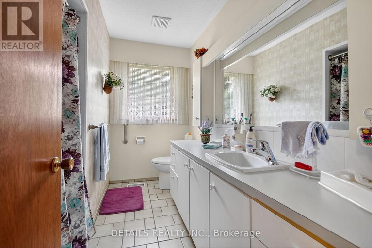 28920514/101-hilliard-avenue/city-viewskylinefisher-heightsparkwood-hills/ottawa/ontario/K2E6C5_19