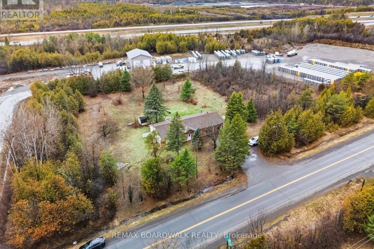 29618206/684-county-road-44-road-s/north-grenville-twp-kemptville-south/north-grenville/ontario/K0G1J0_32