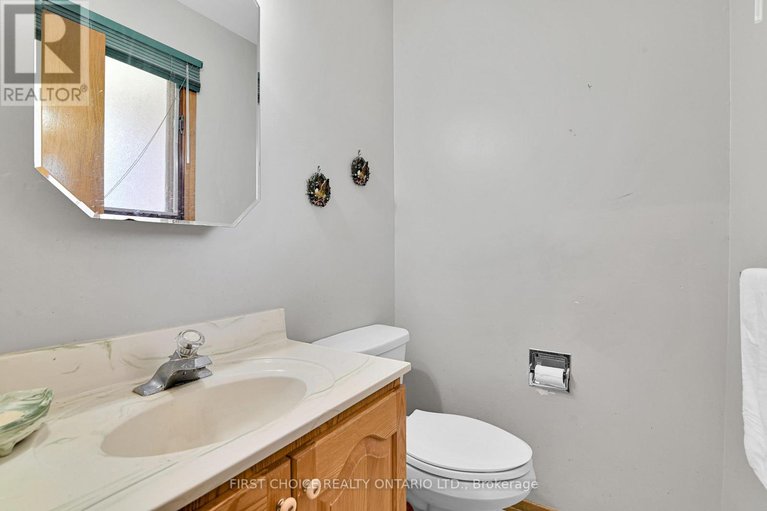 29003190/1577-claymor-avenue/carleton-heights/ottawa/ontario/K2C1T4_6