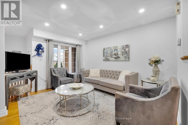 29146983/142-inverkip-avenue/hunt-club-parkgreenboro/ottawa/ontario/K1T4C3_9