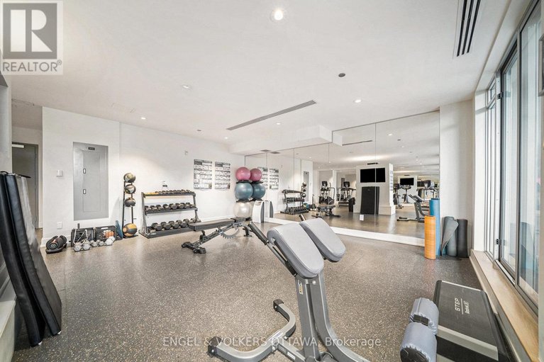 29555495/605-7-marquette-avenue/vanier/ottawa/ontario/K1L8A7_27