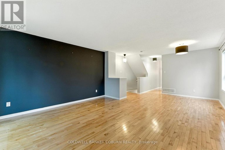 28563592/72-130-berrigan-drive/longfields/ottawa/ontario/K2J0J3_18