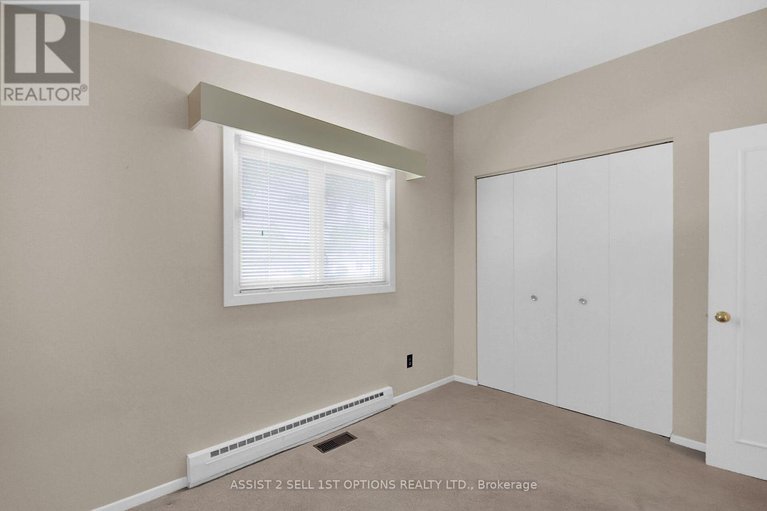 28421718/64-sullivan-avenue/meadowlandscrestview/ottawa/ontario/K2G1V2_19
