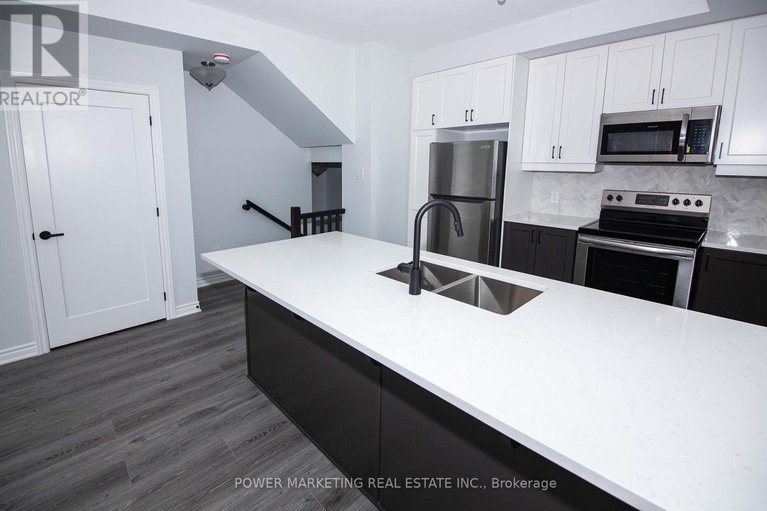 28758018/533-takamose-private/cfb-rockcliffe-and-area/ottawa/ontario/K1K5A5_6