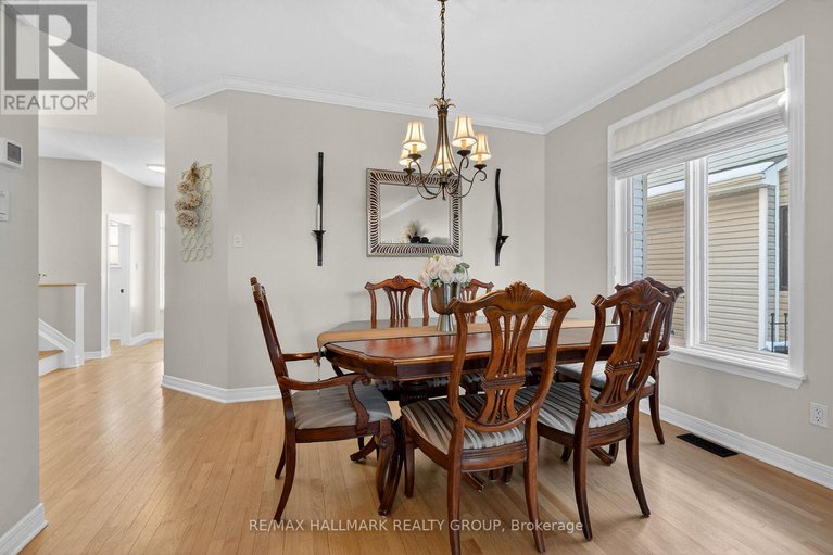 29352241/1952-schroeder-crescent/springridgeeast-village/ottawa/ontario/K4A4P7_11