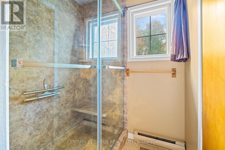 29000673/19602-caber-road/south-glengarry-charlottenburgh-twp/south-glengarry/ontario/K0C1S0_37