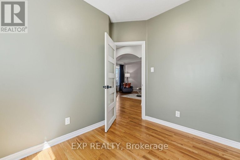 29674705/3-shining-star-circle/stittsville-south/ottawa/ontario/K2S2B5_19