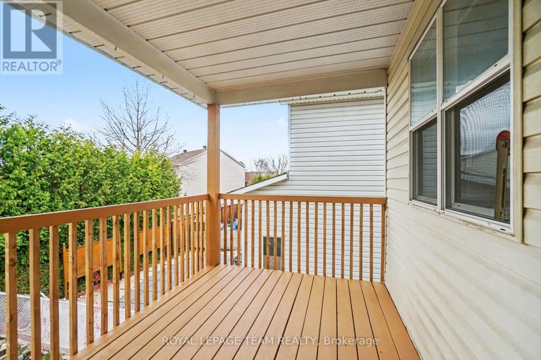 29688007/1598-lisbon-street/fallingbrookpineridge/ottawa/ontario/K4A4C3_17