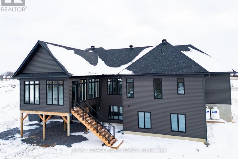 29213480/224-trudeau-crescent/russell-twp/russell/ontario/K4R1E5_3