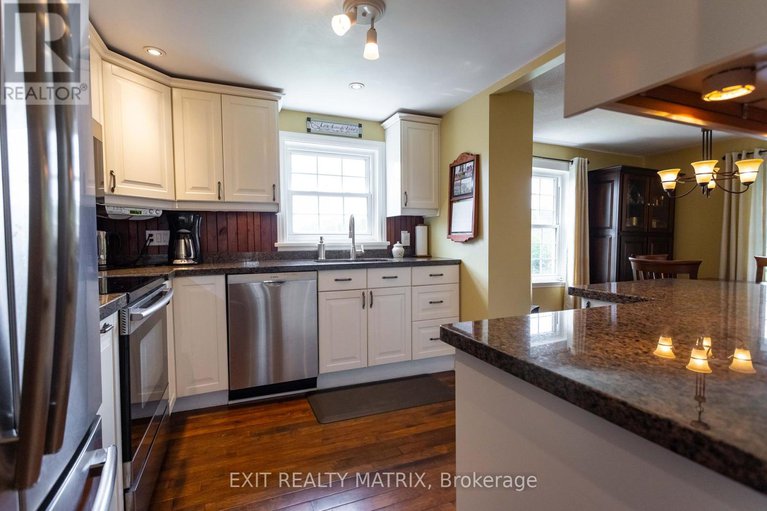 28874939/1467-wade-road/russell-twp/russell/ontario/K4R1E5_20