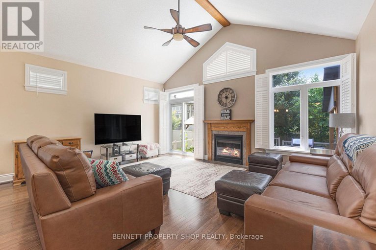 28615405/123-elfin-grove/emerald-meadowstrailwest/ottawa/ontario/K2V0B9_12