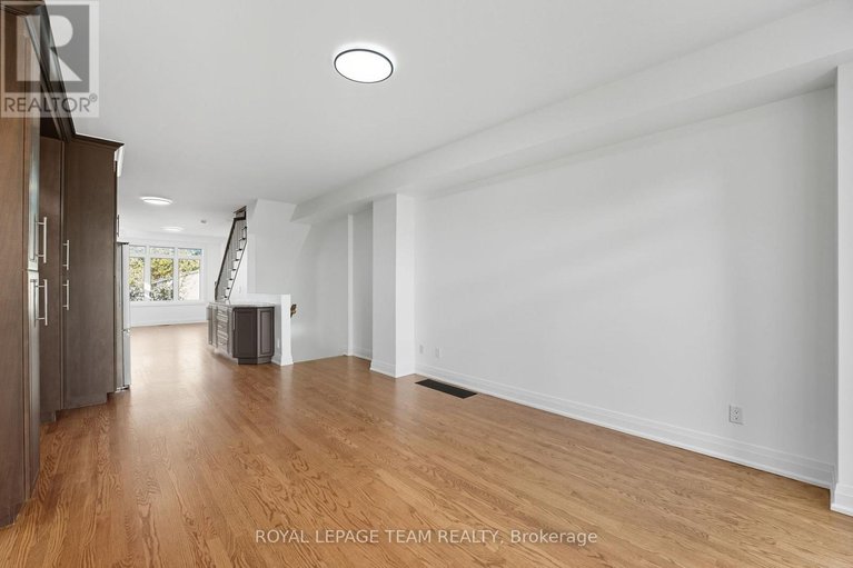 29259375/1512-clementine-boulevard/billings-bridge/ottawa/ontario/K1H8E9_14