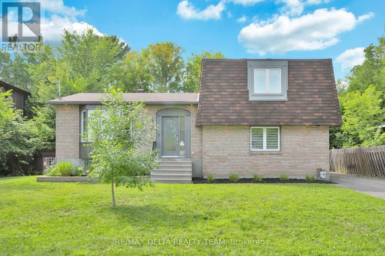 29202255/2556-gravelle-crescent/blackburn-hamlet/ottawa/ontario/K1B3A3_1