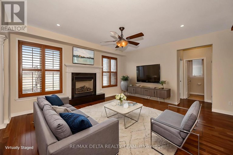 29583764/1983-plainhill-drive/notting-hillsummerside/ottawa/ontario/K4A0E8_12