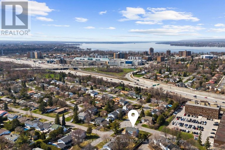 29677666/2750-consul-avenue/bruce-farmgraham-parkqualicumbellands/ottawa/ontario/K2H7H7_42