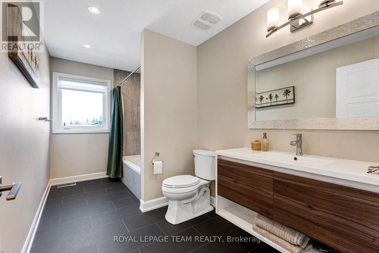 29666456/114-smith-road/north-grenville-twp-kemptville-south/north-grenville/ontario/K0G1T0_35