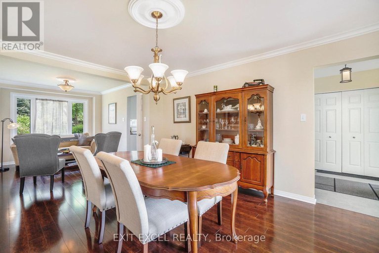 28425414/1551-stanleyfield-crescent/greely/ottawa/ontario/K4P1M7_8
