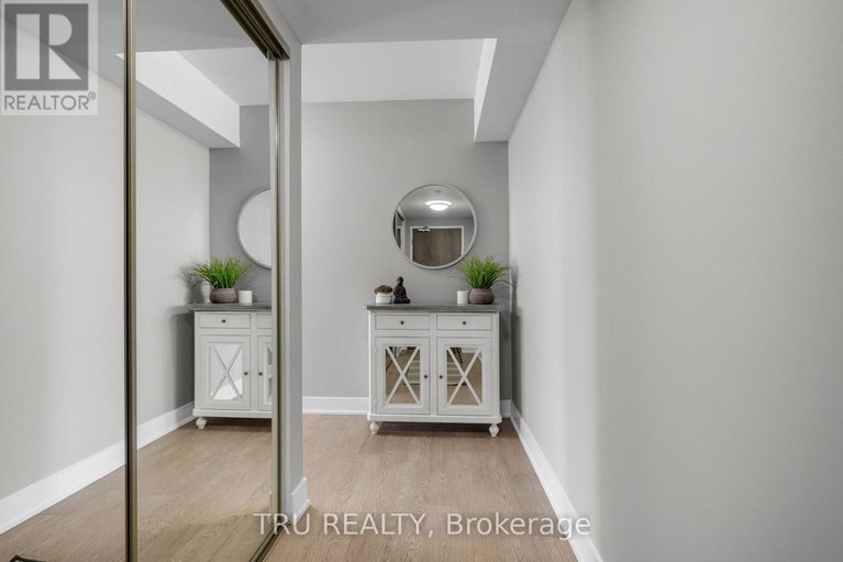 29094259/910-485-richmond-road/westboro-west/ottawa/ontario/K2A3W9_7