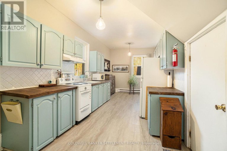 28303793/2296-south-lavant-road/lanark-highlands-dalhousie-twp/lanark-highlands/ontario/K0G1K0_8