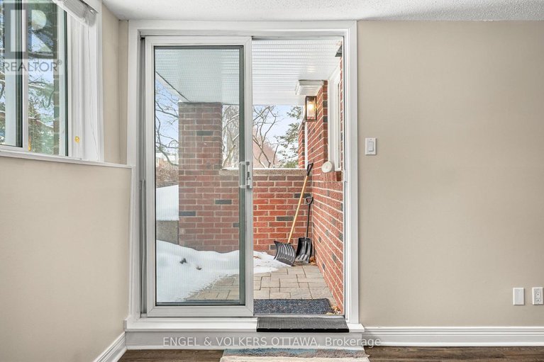 29541780/109-6532-bilberry-drive/orleans-wood/ottawa/ontario/K1C4N9_23