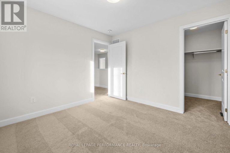 29178346/10-academie-street/embrun/russell/ontario/K0A1W0_23