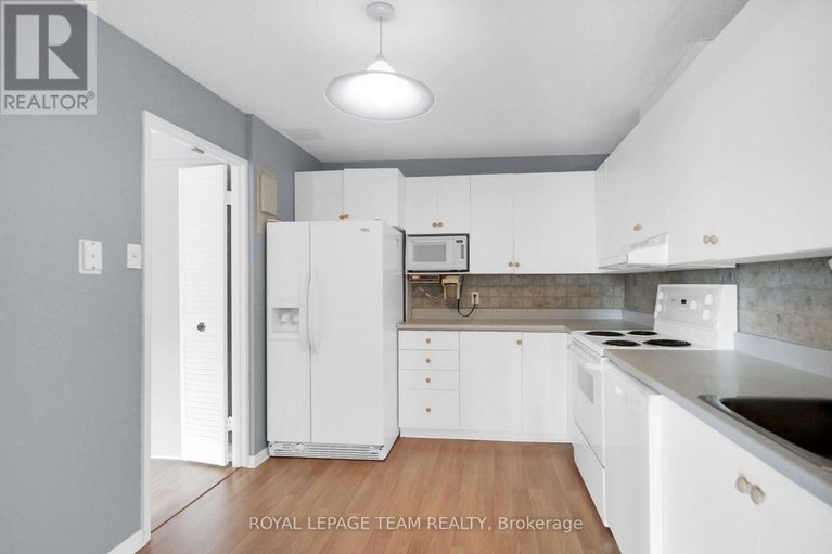 29095132/912-1485-baseline-road/copeland-park/ottawa/ontario/K2C3L8_14