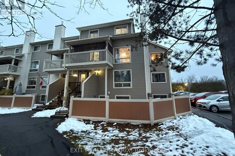 29253228/5b-762-st-andre-drive/hiawatha-parkconvent-glen/ottawa/ontario/K1C4S7_1