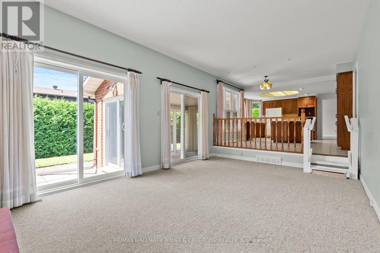 28694568/28-pine-bluff-trail/stittsville-central/ottawa/ontario/K2S1E1_12