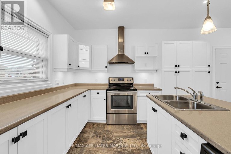 29059250/23-calco-crescent/moose-creek/north-stormont/ontario/K0C1W0_7