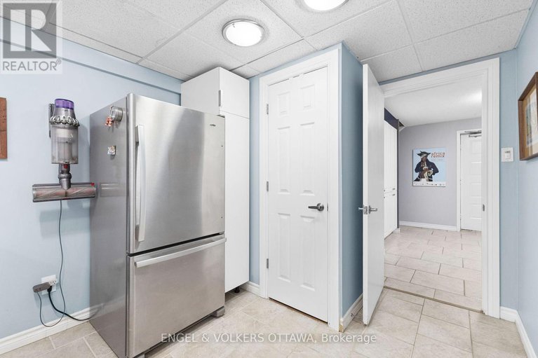 28841163/1-125-springfield-road/lindenlea/ottawa/ontario/K1M1C5_36