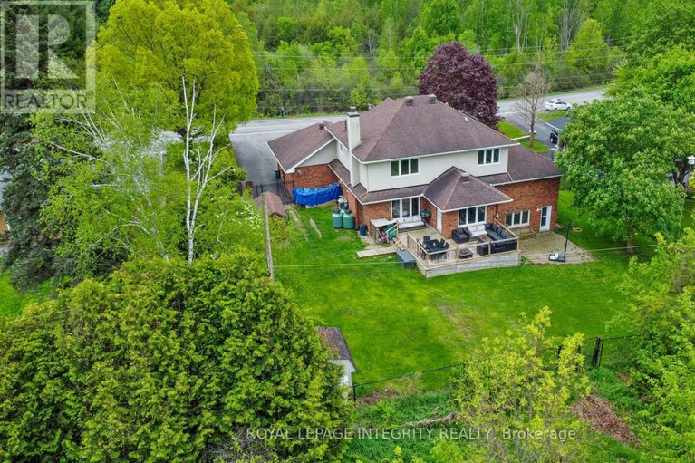 28852311/1893-rideau-road/riverside-south/ottawa/ontario/K1X1E1_39