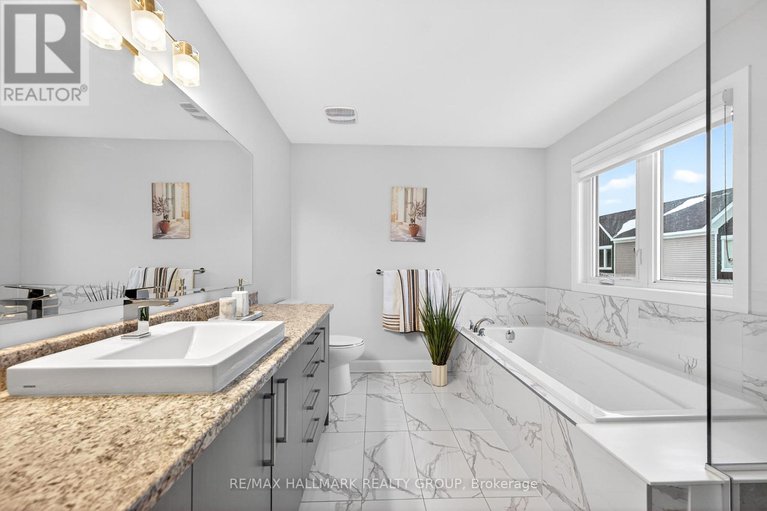 29232685/232-aquarium-avenue/avalon-west/ottawa/ontario/K4A1K7_16