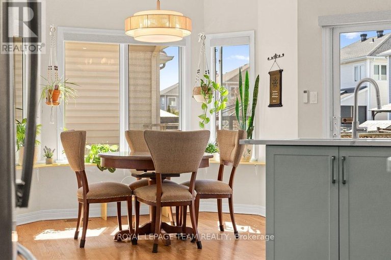 29633265/35-wilderness-way/stittsville-north/ottawa/ontario/K2S2E2_11