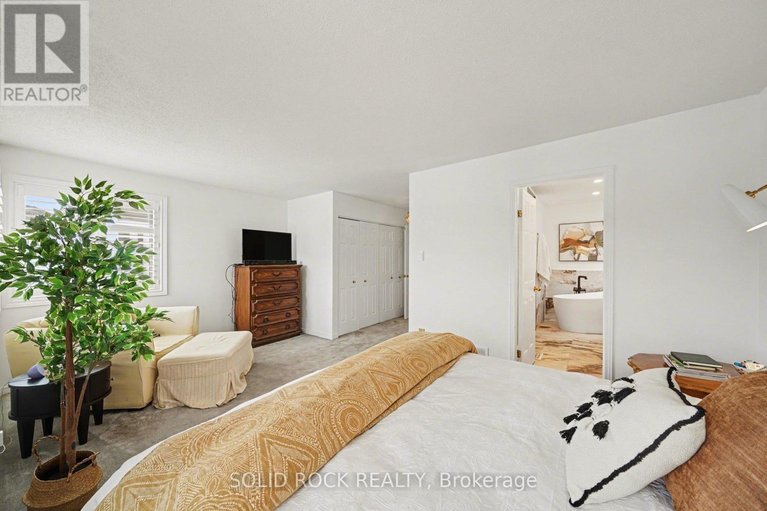 29444283/51-pemberton-crescent/manordale/ottawa/ontario/K2G4Y9_32