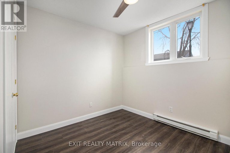 28209292/5c-75-lapointe-boulevard/embrun/russell/ontario/K0A1W0_12
