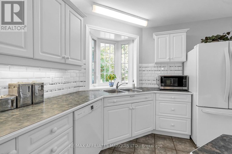 28550649/24-saunders-avenue/long-sault/south-stormont/ontario/K0C1P0_14