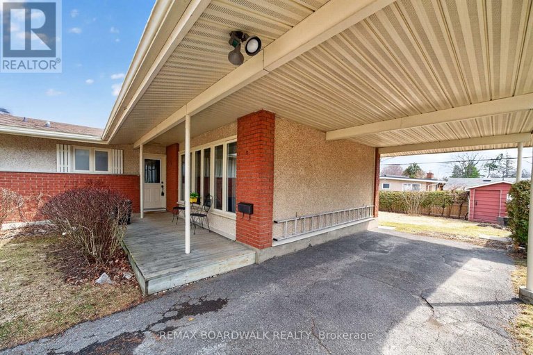 29594831/32-bowmoor-avenue/borden-farmstewart-farmcarleton-heightsparkwood-hills/ottawa/ontario/K2E6M4_3