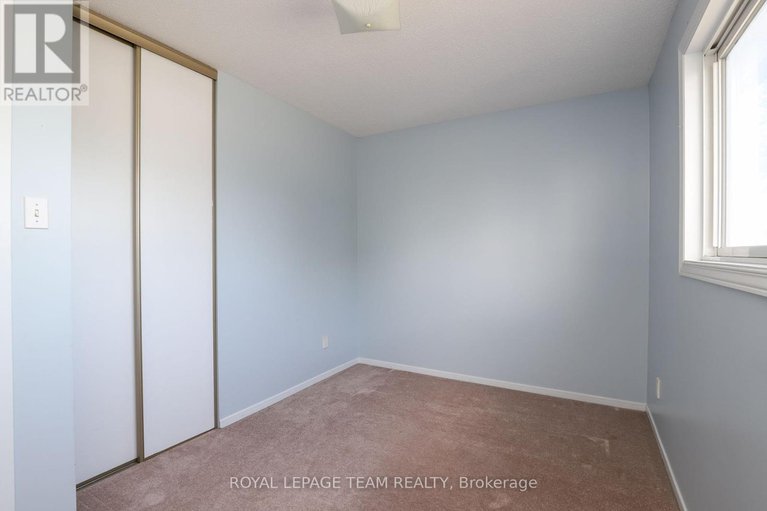28562833/39-benlark-road/on-the-green/ottawa/ontario/K2J2L5_25