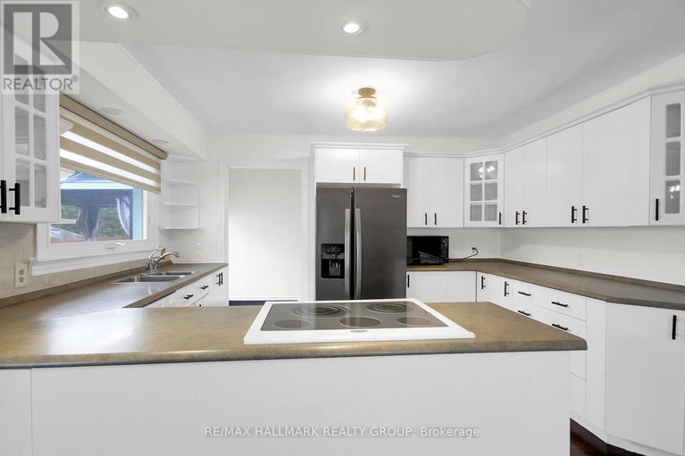 28399622/3338-huntley-road/richmond/ottawa/ontario/K0A2Z0_25